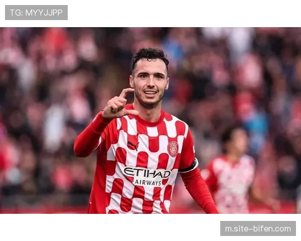 赫罗纳单线作战保持竞争力 阵容框架稳定助力中游排名 赫罗纳单线作战保持竞争力 阵容框架稳定助力中游排名